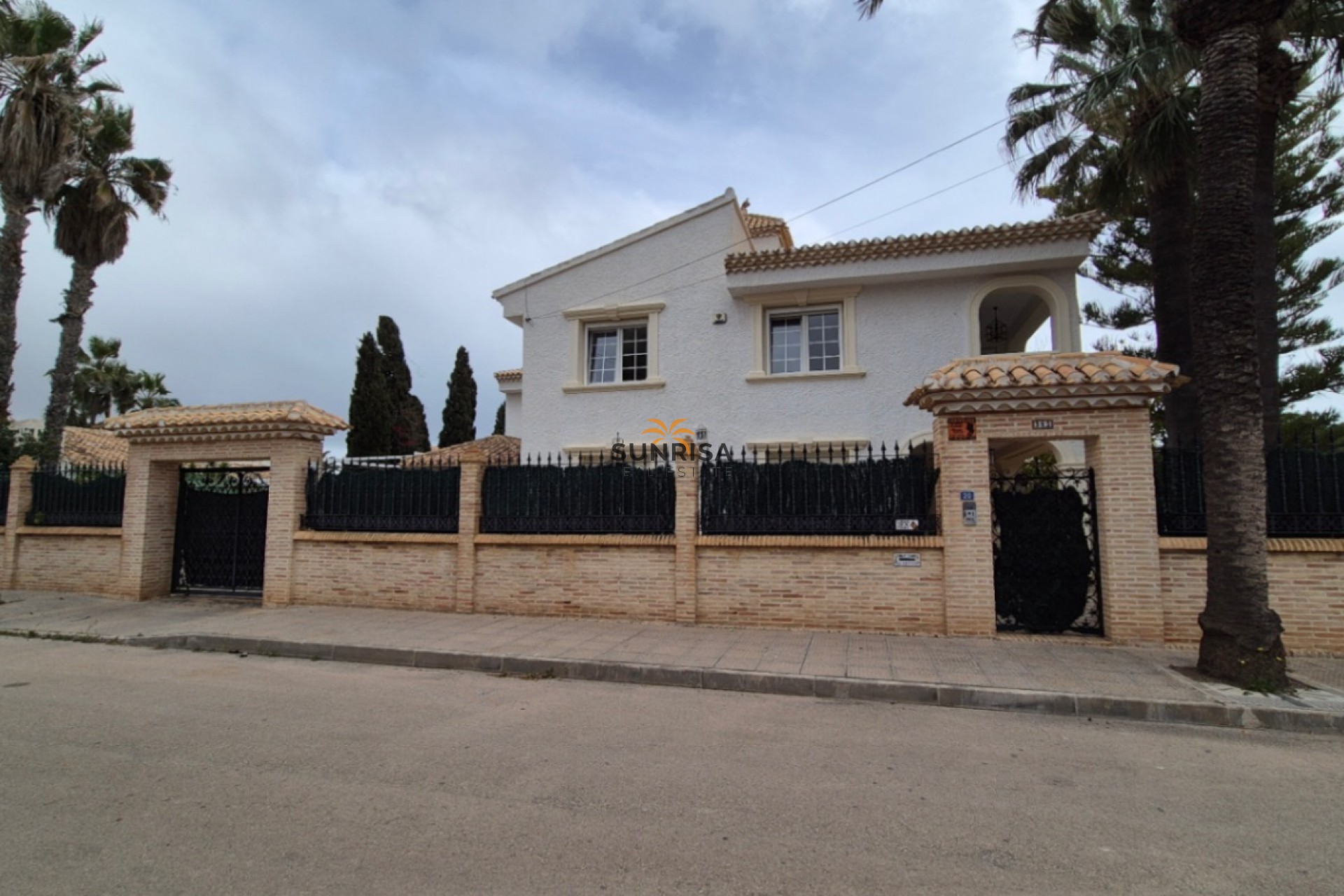 Reventa - Villa - Orihuela Costa