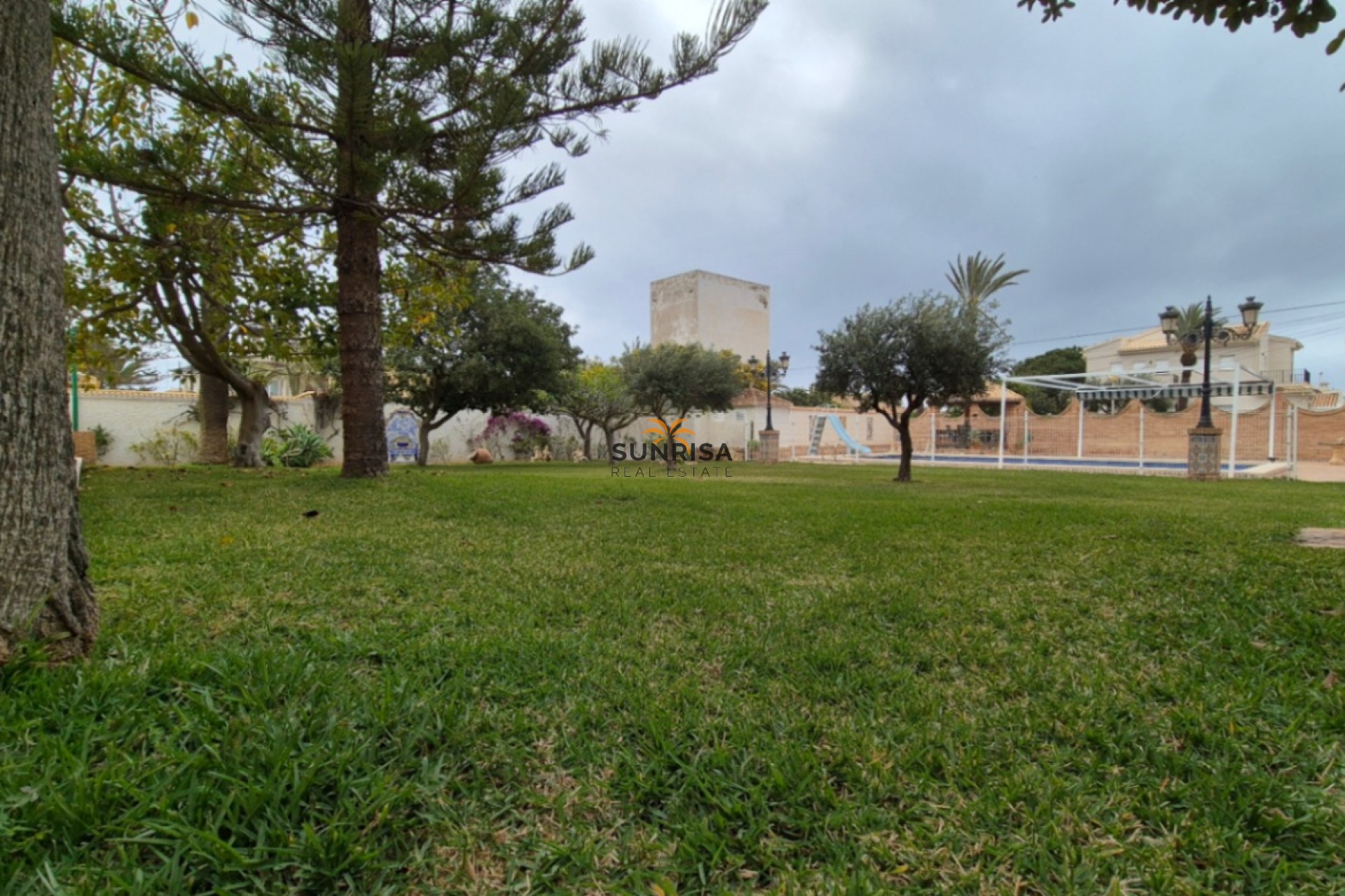 Reventa - Villa - Orihuela Costa