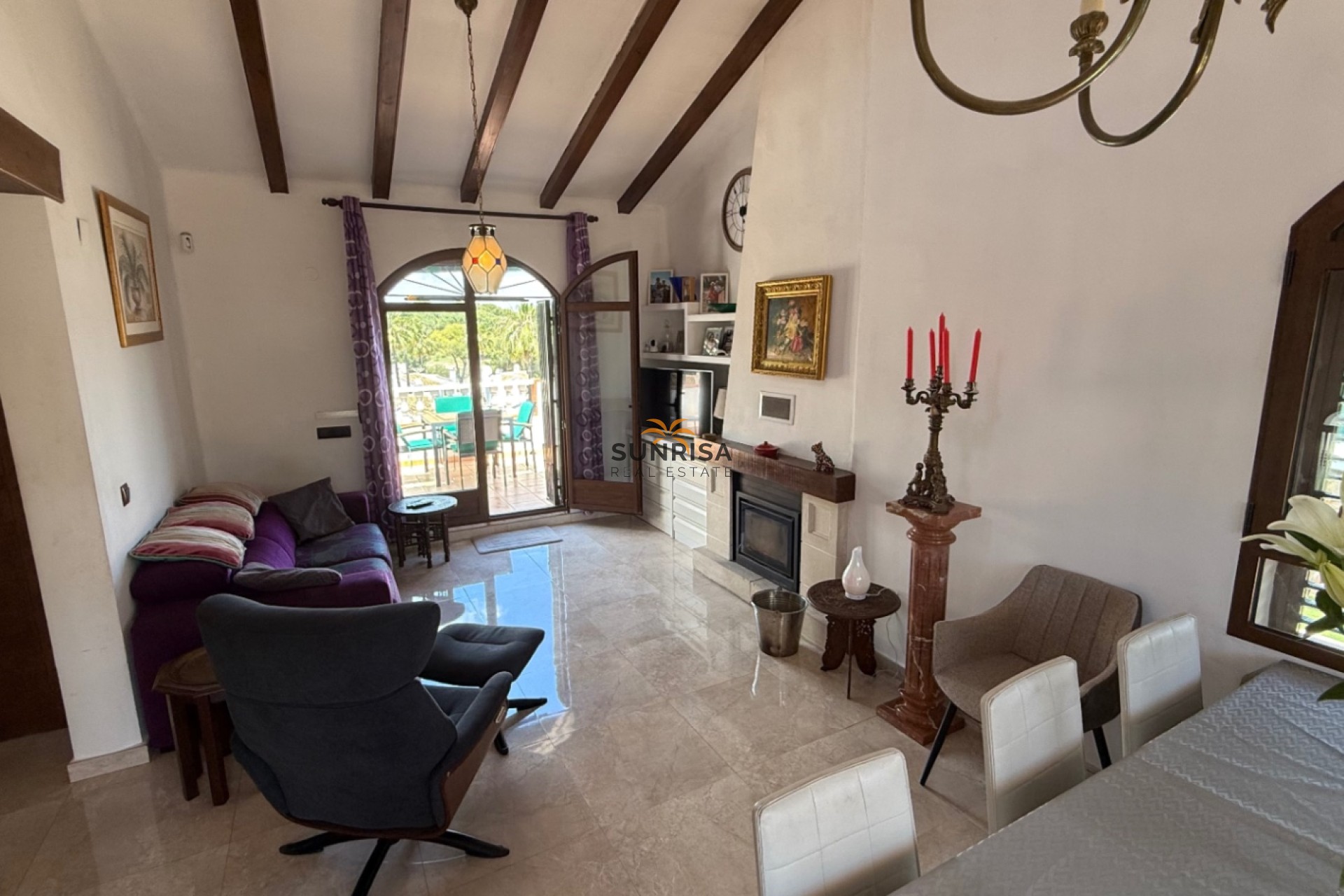 Resale - Villa - Orihuela Costa