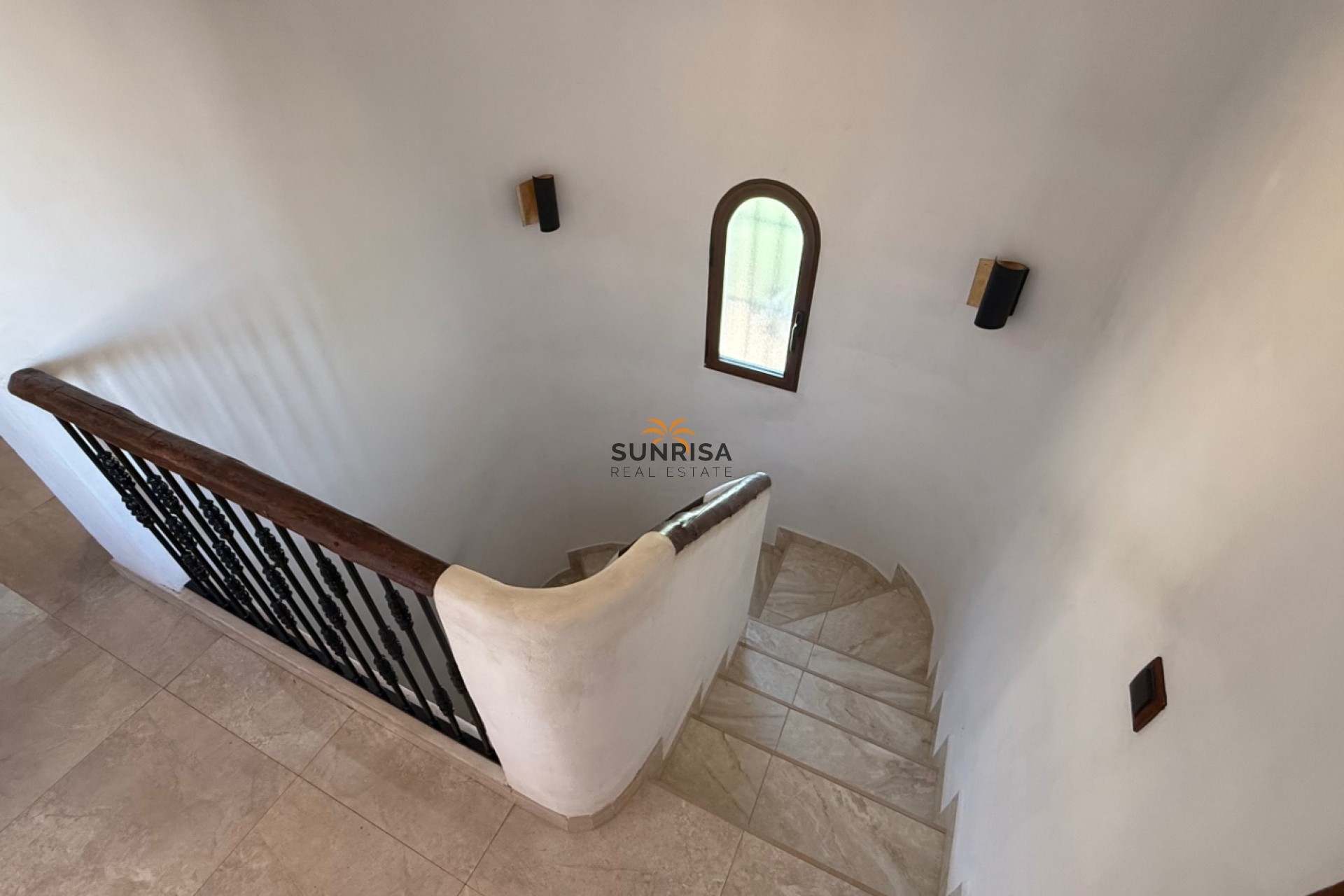 Resale - Villa - Orihuela Costa