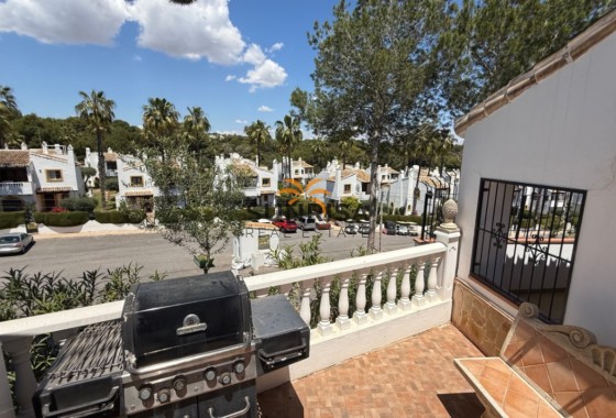 Villa · Reventa - Orihuela Costa · La Zenia · Alicante · España