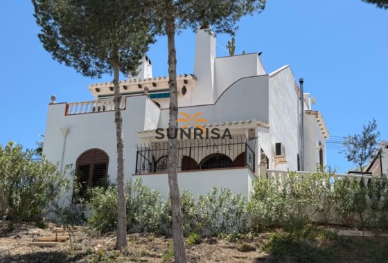 Villa · Reventa - Orihuela Costa · La Zenia · Alicante · España
