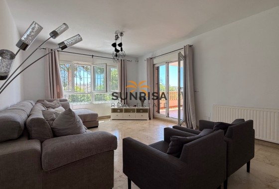 Villa · Herverkoop - Orihuela Costa · La Zenia · Alicante · Spanje