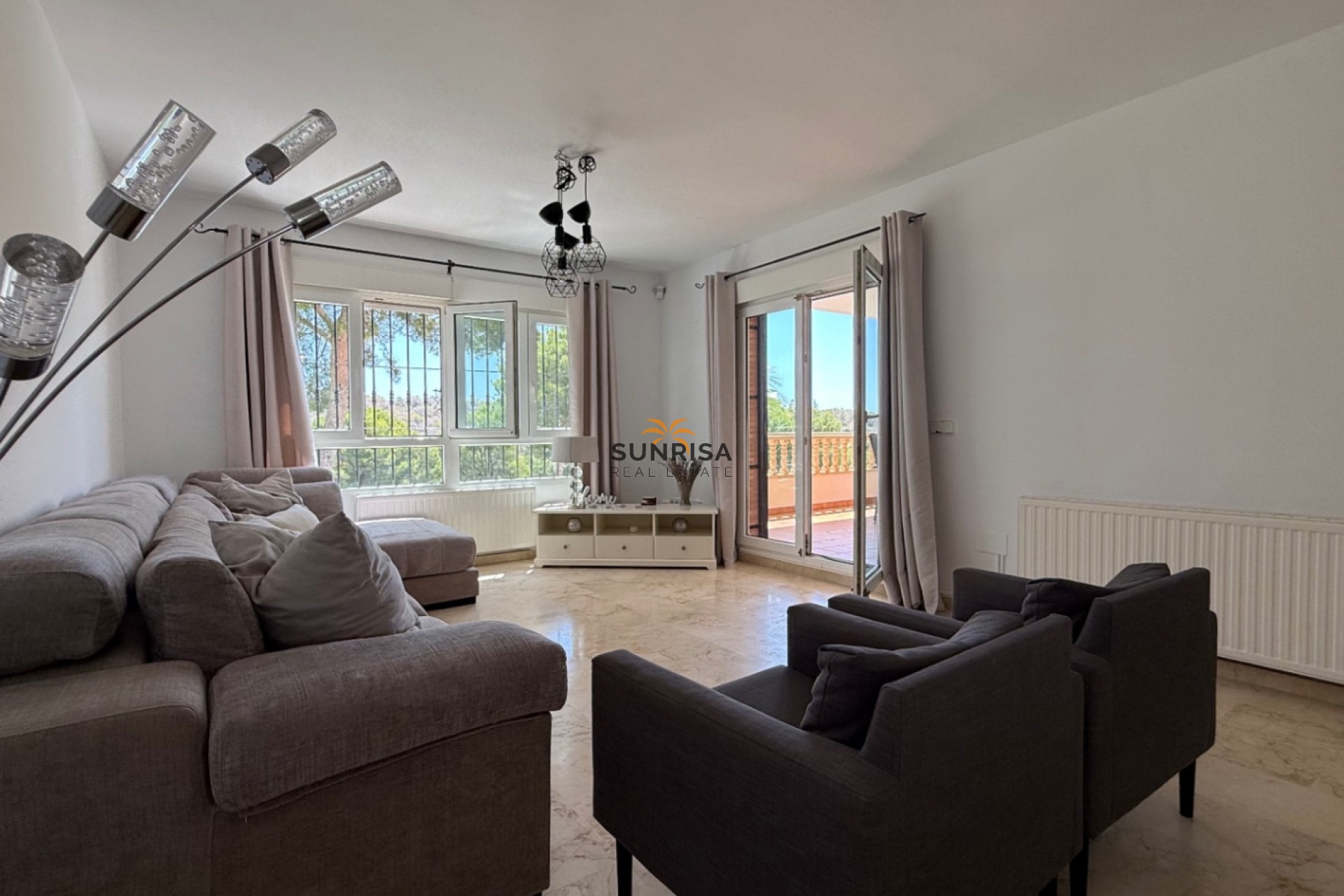 Reventa - Villa - Orihuela Costa