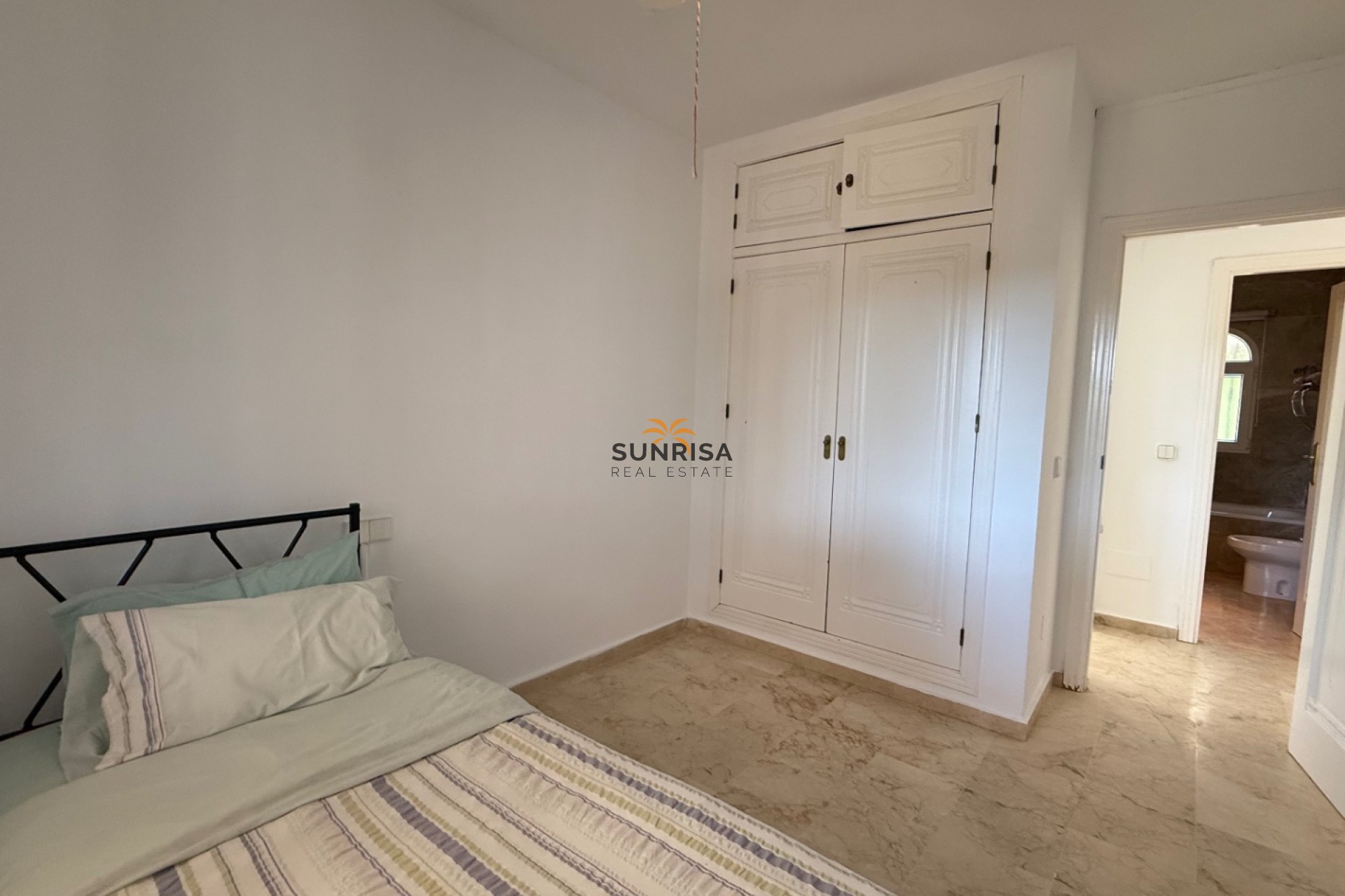 Reventa - Villa - Orihuela Costa