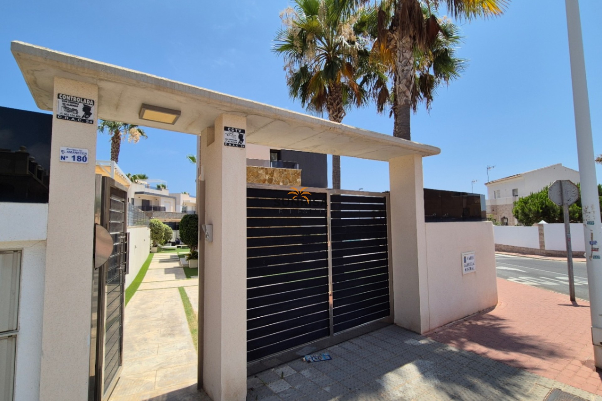 Reventa - Villa - Torrevieja