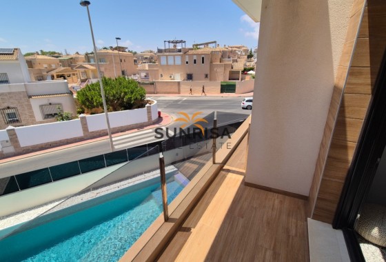 Villa · Herverkoop - Torrevieja · Alicante · Spanje