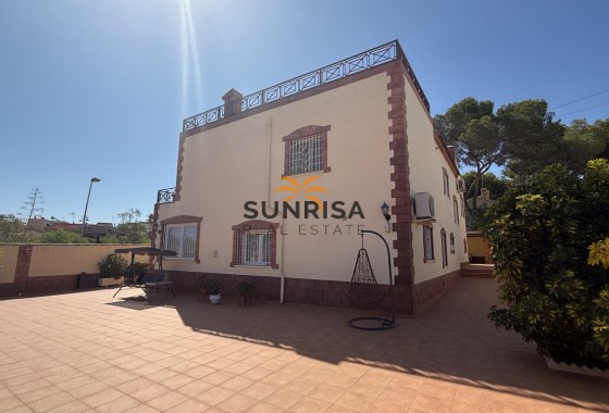 Villa · Herverkoop - Torrevieja · Alicante · Spanje