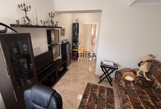 Villa · Herverkoop - Torrevieja · Alicante · Spanje