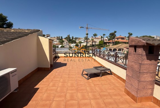 Villa · Herverkoop - Torrevieja · Alicante · Spanje