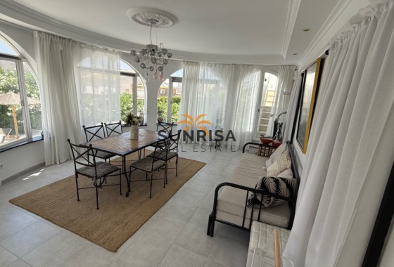 Villa · Herverkoop - Torrevieja · Alicante · Spanje