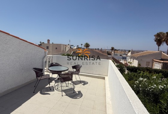 Villa · Herverkoop - Torrevieja · Alicante · Spanje