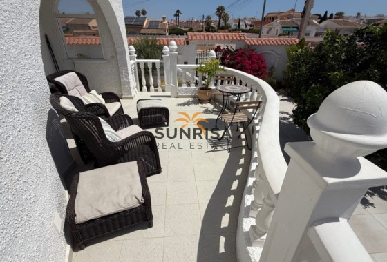 Villa · Herverkoop - Torrevieja · Alicante · Spanje
