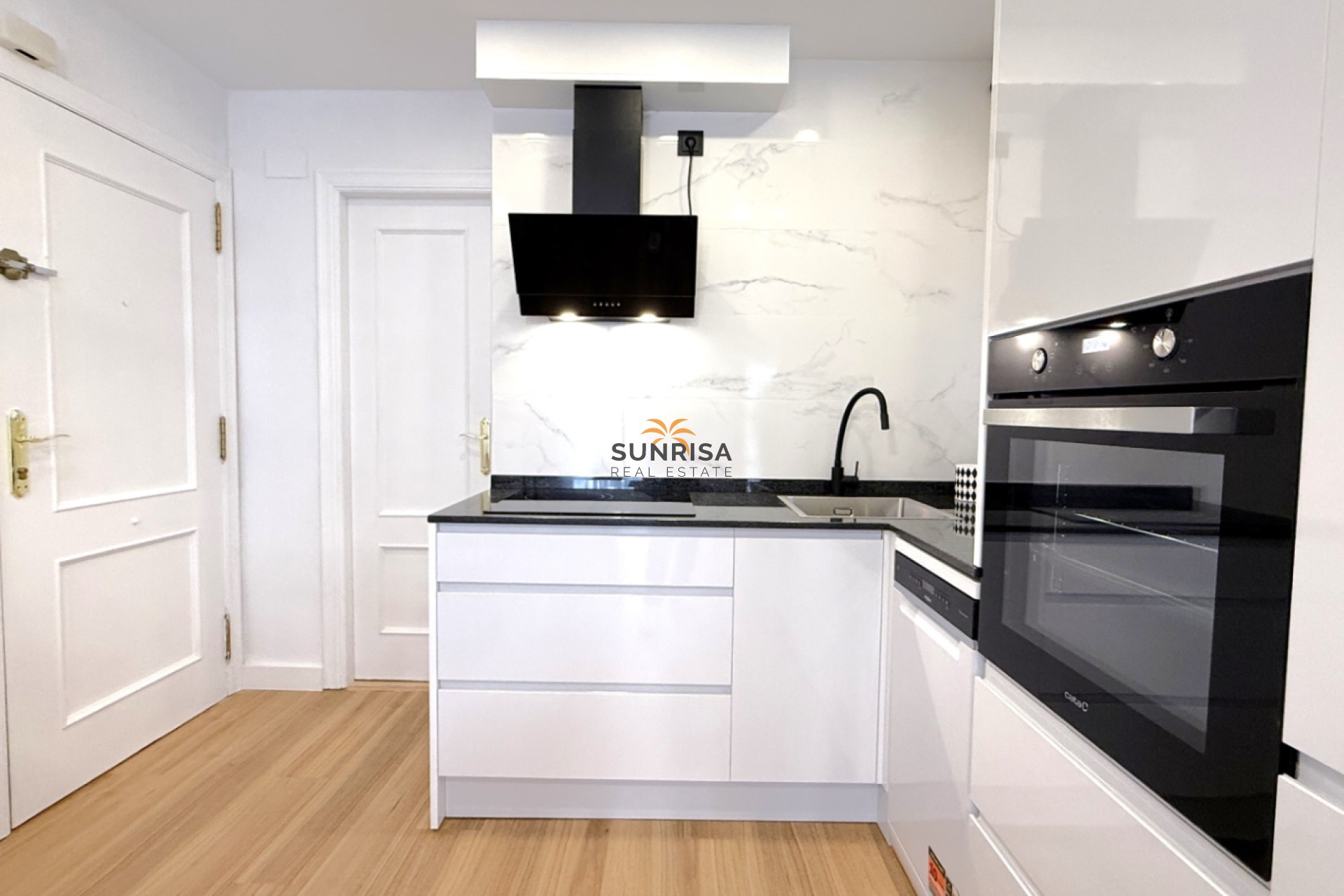 Resale - Apartment - Torrevieja