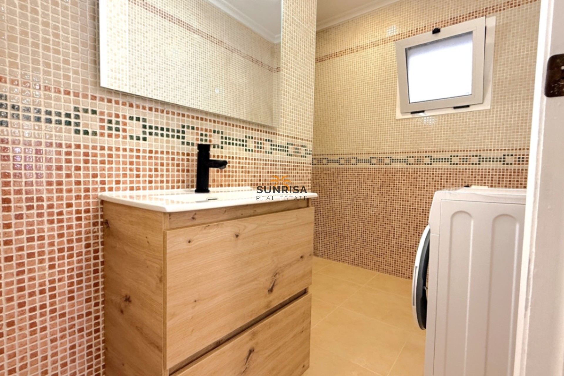 Resale - Apartment - Torrevieja