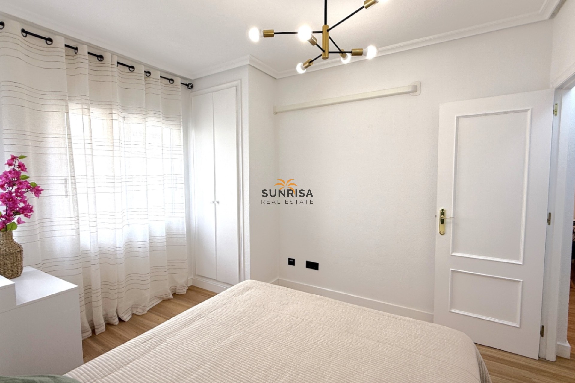 Resale - Apartment - Torrevieja