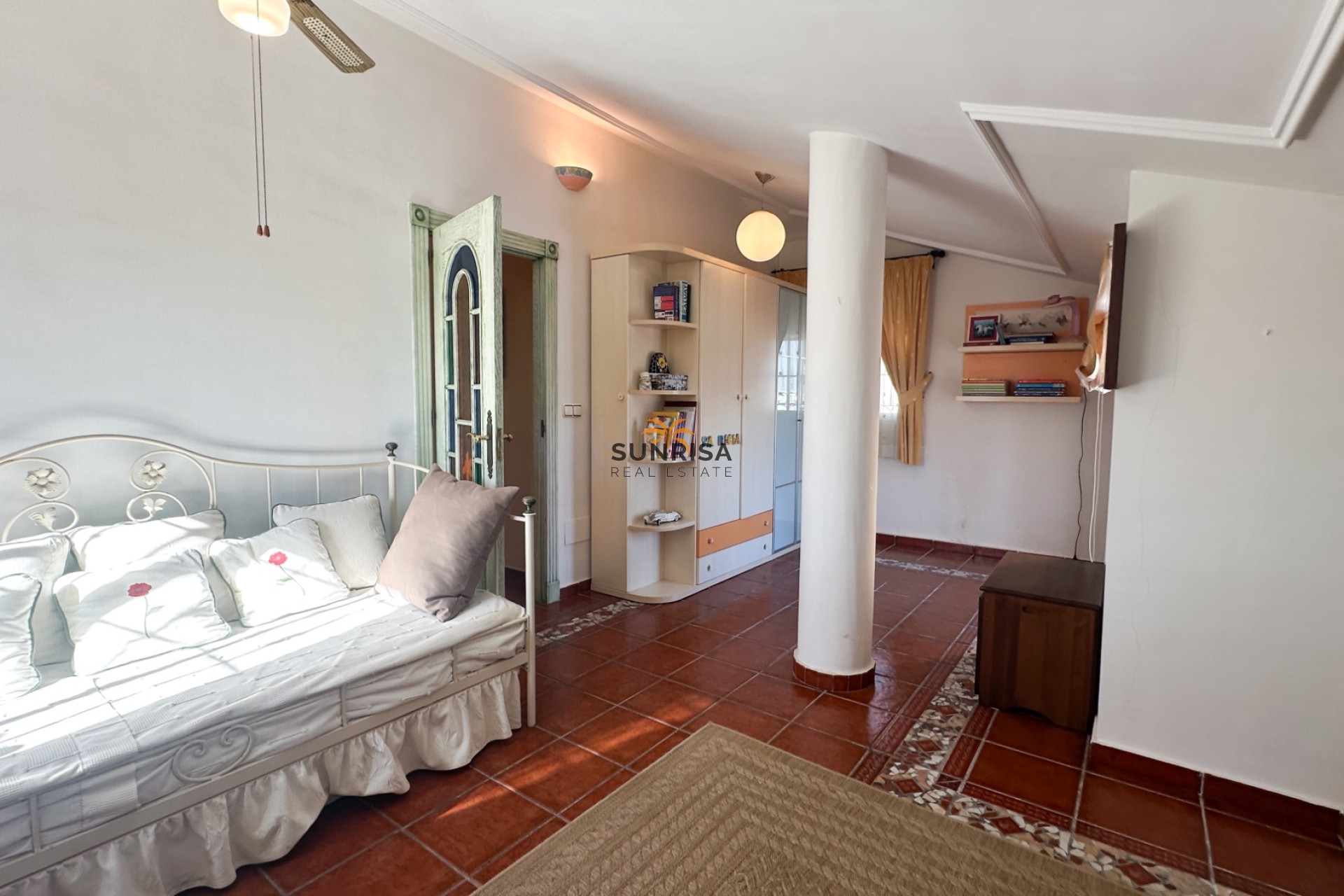 Reventa - Villa - La Mata