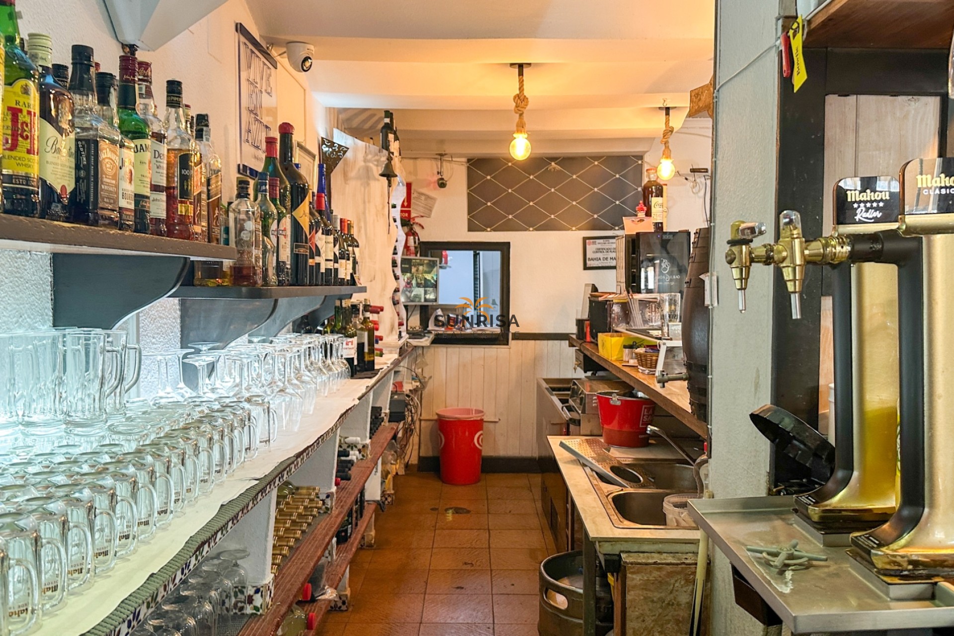 Reventa - Local comercial - Torrevieja