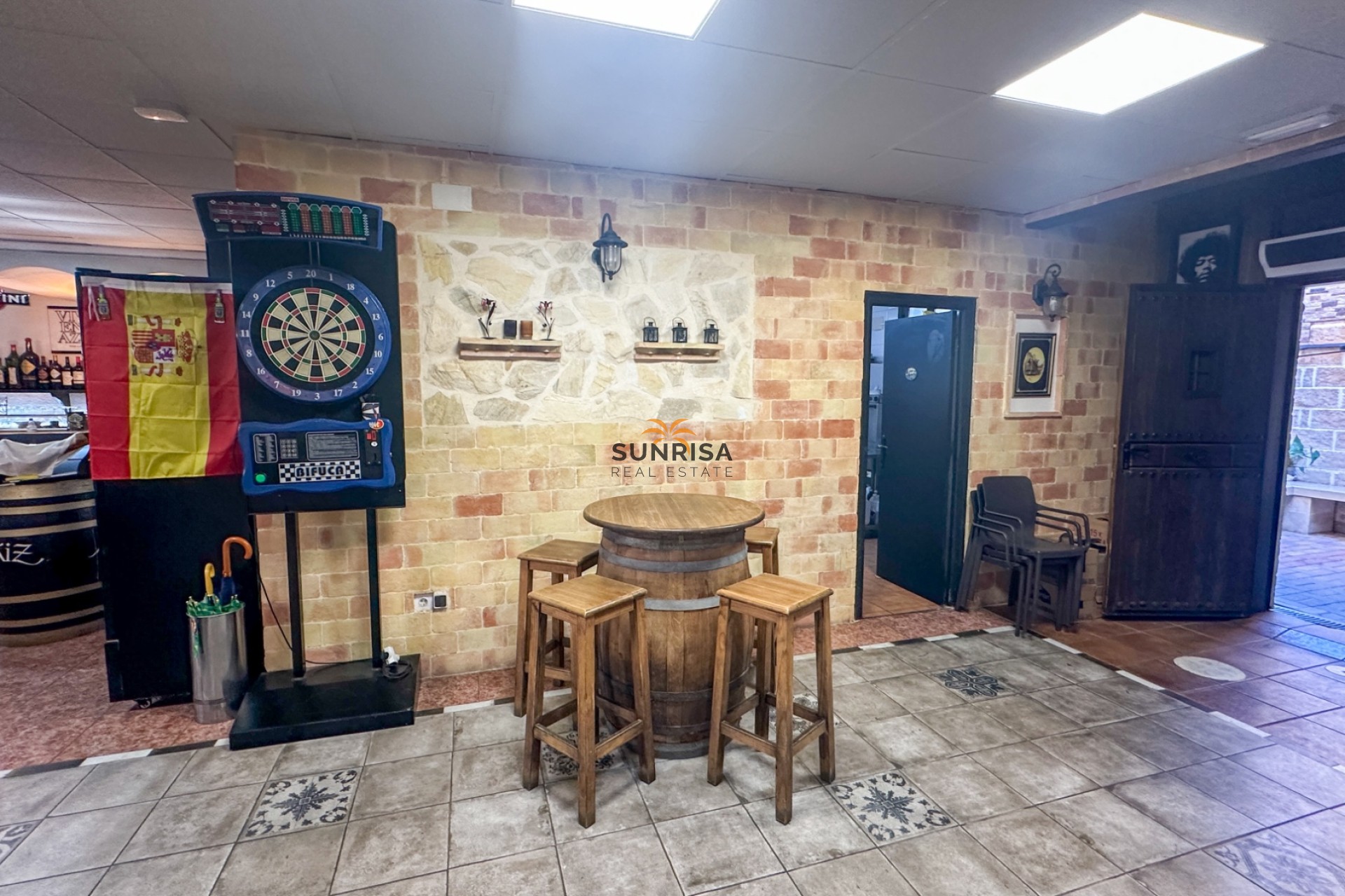 Reventa - Local comercial - Torrevieja