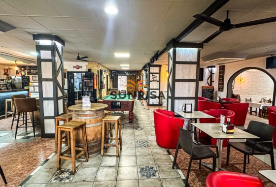 Locaux commerciaux · Revente - Torrevieja · Nueva Torrevieja - Aguas Nuevas · Alicante · Espagne