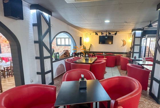 Locaux commerciaux · Revente - Torrevieja · Nueva Torrevieja - Aguas Nuevas · Alicante · Espagne