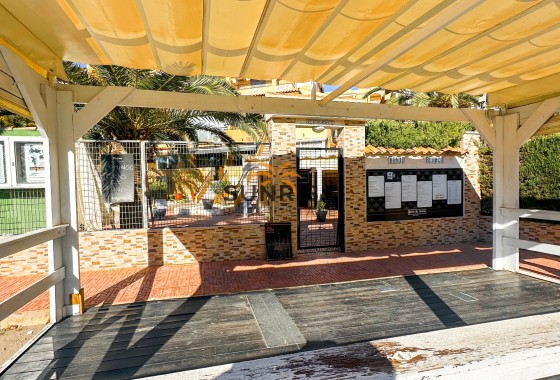 Locaux commerciaux · Revente - Torrevieja · Nueva Torrevieja - Aguas Nuevas · Alicante · Espagne