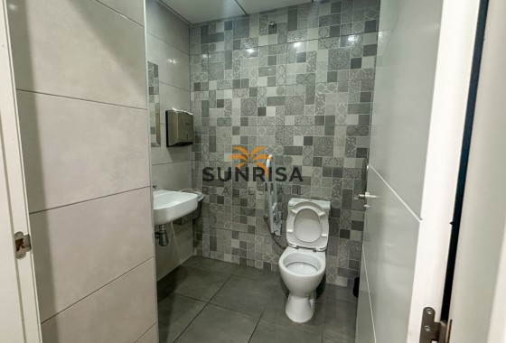 Locaux commerciaux · Revente - Torrevieja · Nueva Torrevieja - Aguas Nuevas · Alicante · Espagne