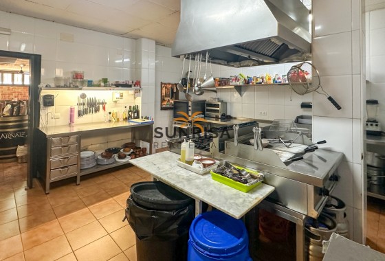 Locaux commerciaux · Revente - Torrevieja · Nueva Torrevieja - Aguas Nuevas · Alicante · Espagne