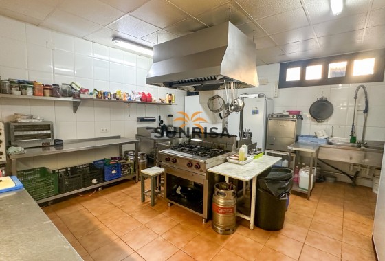 Locaux commerciaux · Revente - Torrevieja · Nueva Torrevieja - Aguas Nuevas · Alicante · Espagne