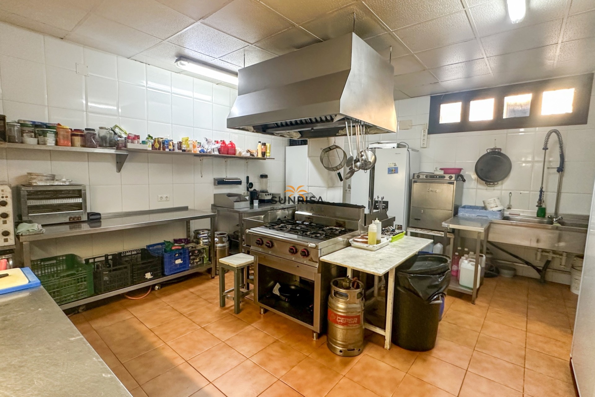 Reventa - Local comercial - Torrevieja
