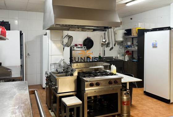 Locaux commerciaux · Revente - Torrevieja · Nueva Torrevieja - Aguas Nuevas · Alicante · Espagne