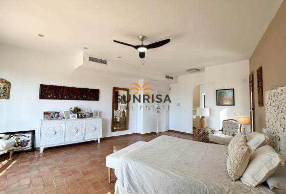 Villa · Herverkoop - Dehesa de Campoamor · Alicante · Spanje