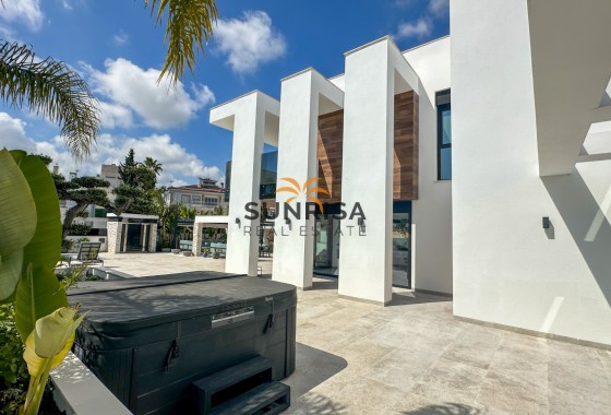 Villa · Revente - Orihuela Costa · Villamartín · Alicante · Espagne