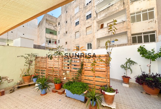 Apartment · Resale - Torrevieja · Centro · Alicante · Spain