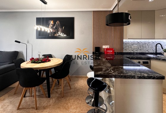 Apartment · Resale - Torrevieja · Alicante · Spain