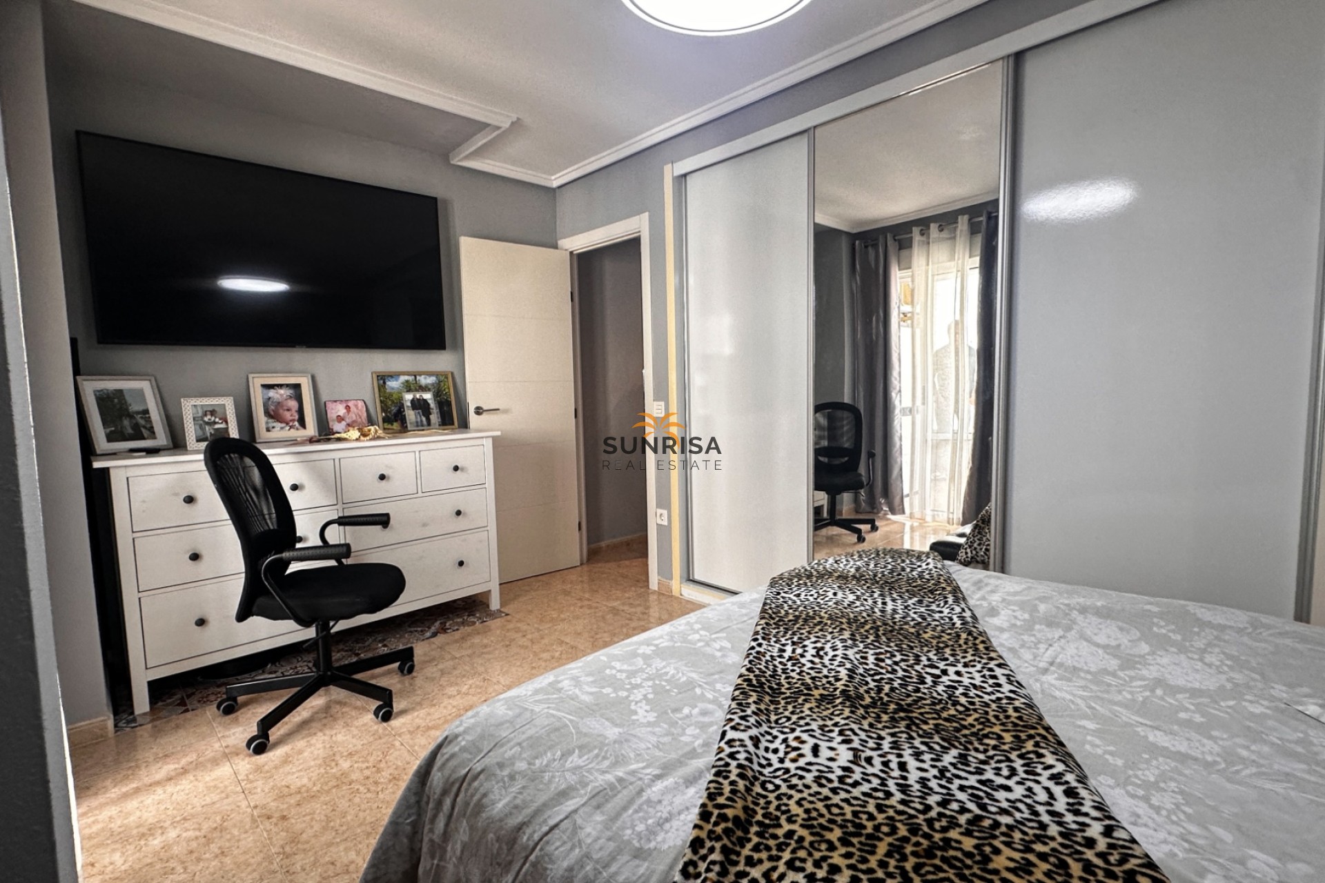 Resale - Apartment - Torrevieja