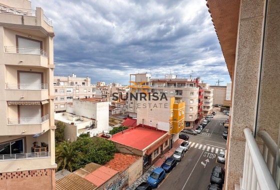 Apartment · Resale - Torrevieja · Alicante · Spain