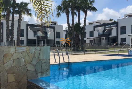 Bungalow · Herverkoop - La Zenia · Alicante · Spanje