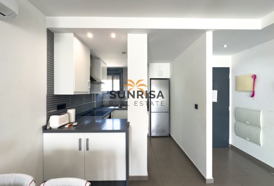 Bungalow · Herverkoop - La Zenia · Alicante · Spanje