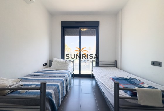 Bungalow · Herverkoop - La Zenia · Alicante · Spanje