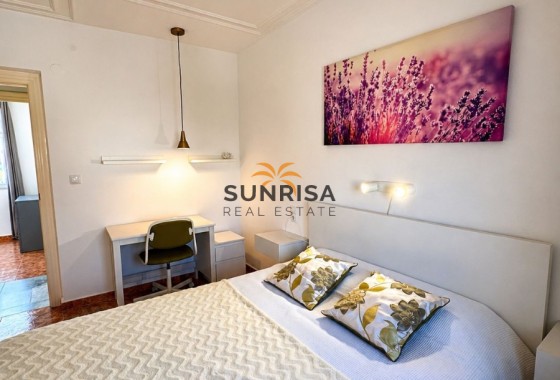 Villa · Revente - Torrevieja · Nueva Torrevieja - Aguas Nuevas · Alicante · Espagne