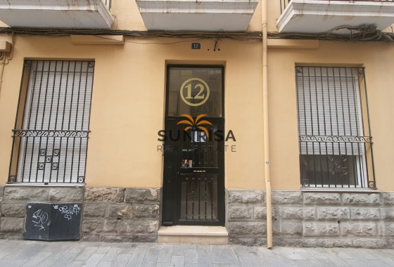 Gebouw · Herverkoop - Alicante · Spanje