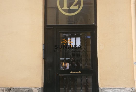 Gebouw · Herverkoop - Alicante · Spanje