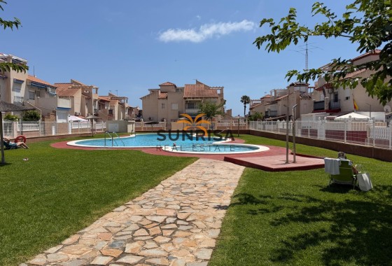 Bungalow · Revente - Orihuela Costa · Playa Flamenca · Alicante · Espagne