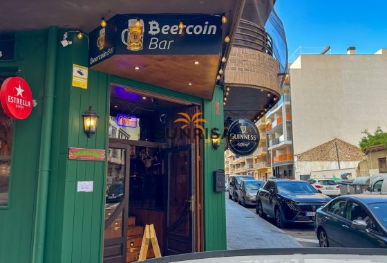 Bedrijfsruimte · Herverkoop - Torrevieja · Playa del Cura · Alicante · Spanje
