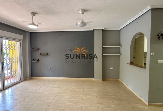 Bungalow · Herverkoop - Daya Nueva · Alicante · Spanje