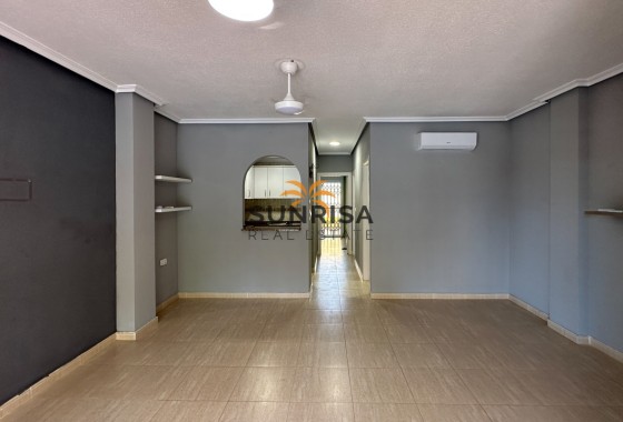 Bungalow · Herverkoop - Daya Nueva · Alicante · Spanje