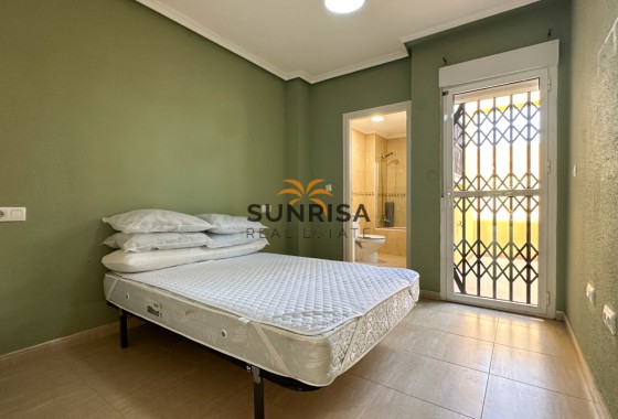 Bungalow · Herverkoop - Daya Nueva · Alicante · Spanje