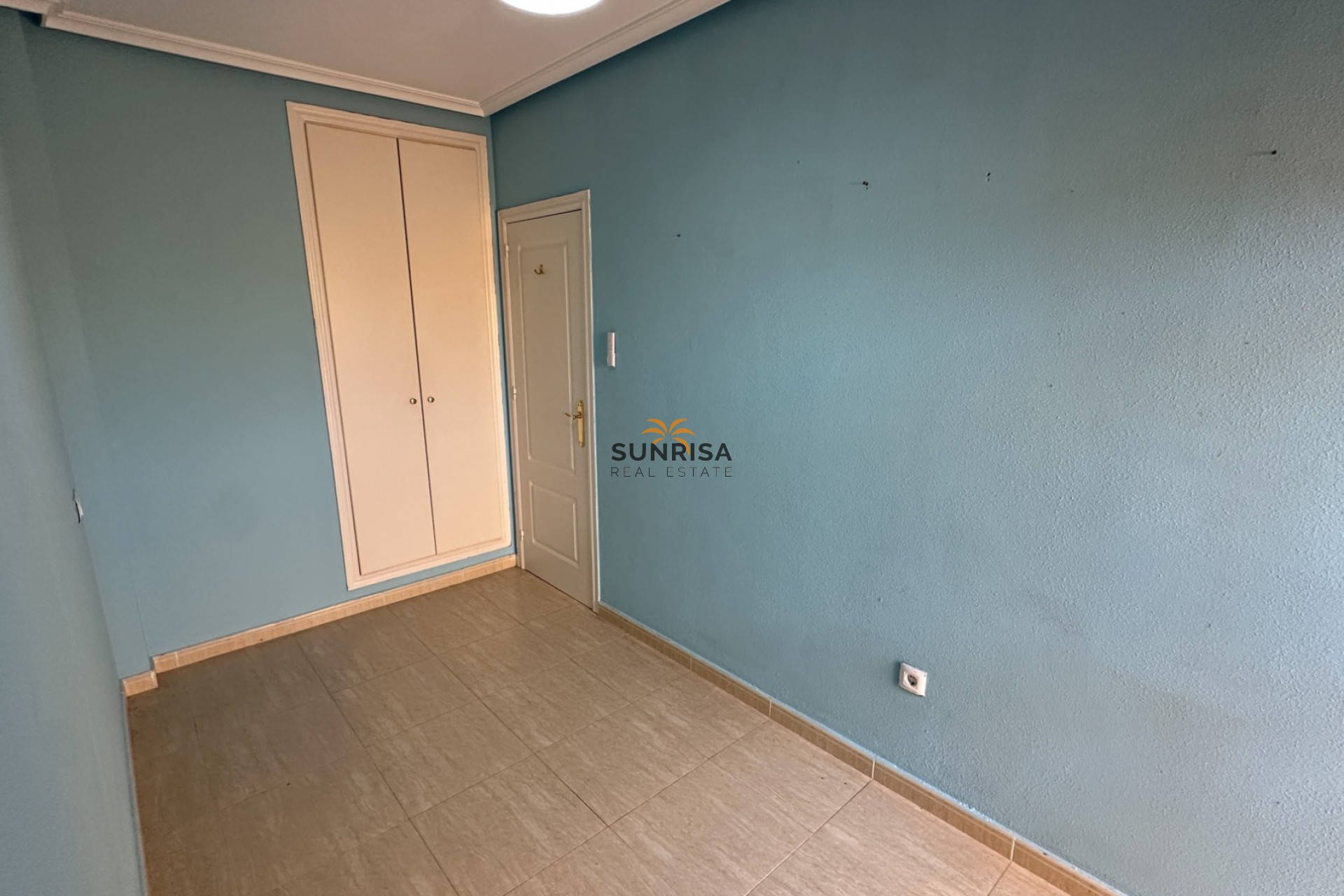 Herverkoop - Bungalow - Daya Nueva