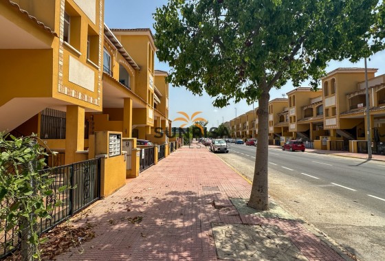 Bungalow · Herverkoop - Daya Nueva · Alicante · Spanje